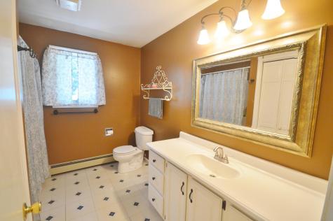 19 Shannon Drive Bangor ME 04401