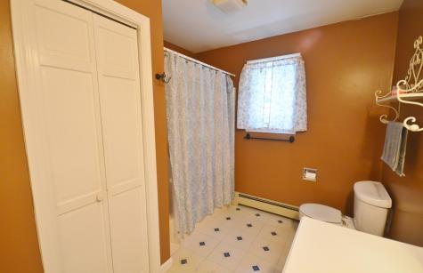 19 Shannon Drive Bangor ME 04401