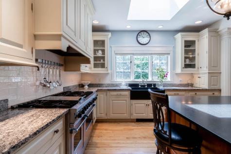 35 Rosemary Lane Freeport ME 04032
