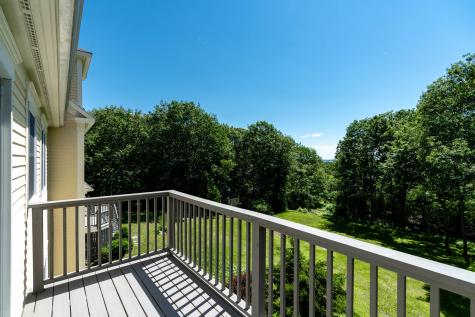 35 Rosemary Lane Freeport ME 04032