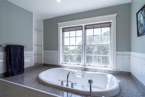35 Rosemary Lane Freeport ME 04032