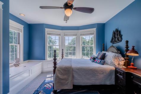 35 Rosemary Lane Freeport ME 04032