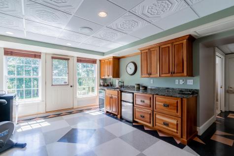 35 Rosemary Lane Freeport ME 04032