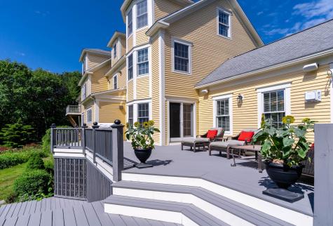35 Rosemary Lane Freeport ME 04032