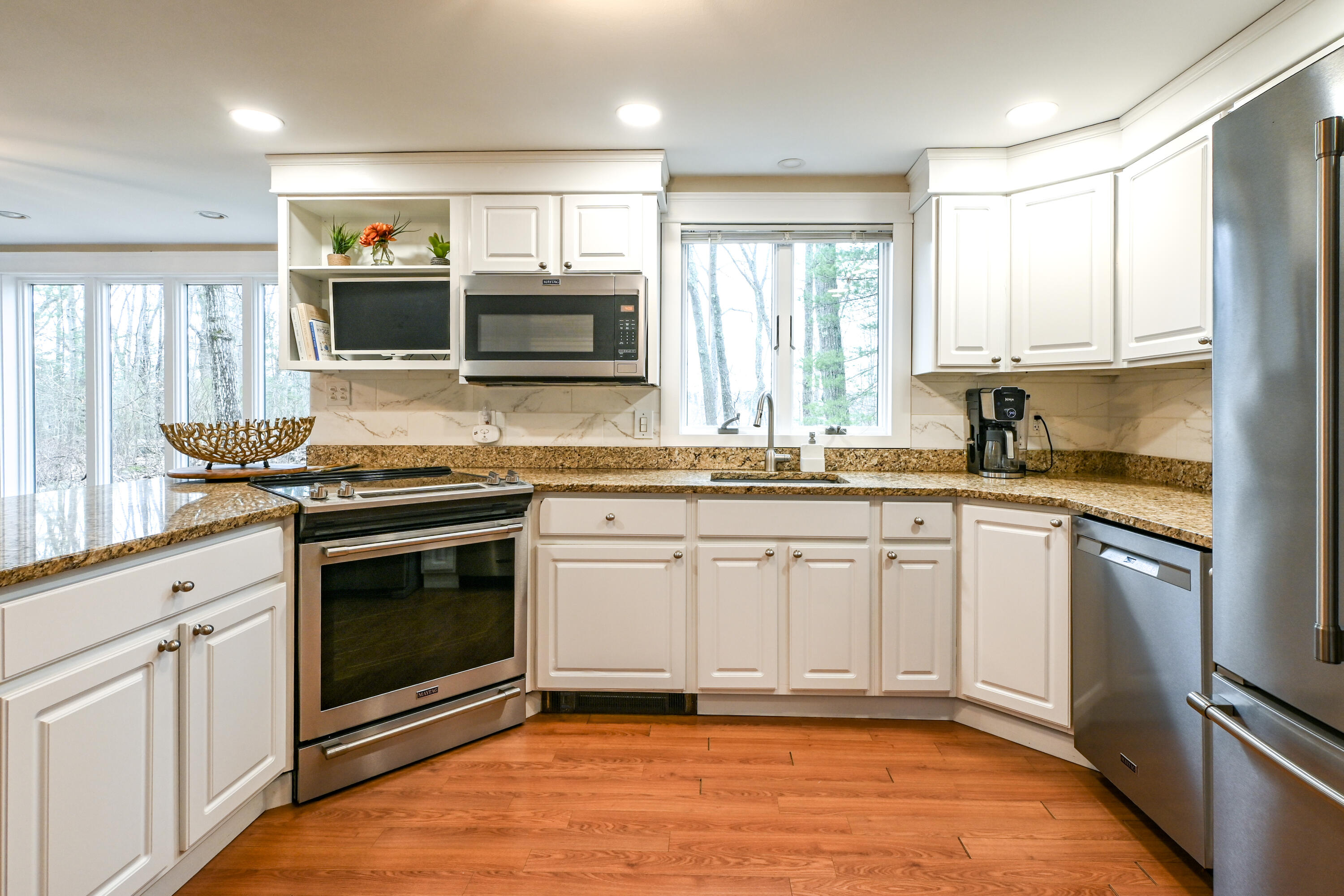 5 Oakwood Road Cape Elizabeth ME 04107