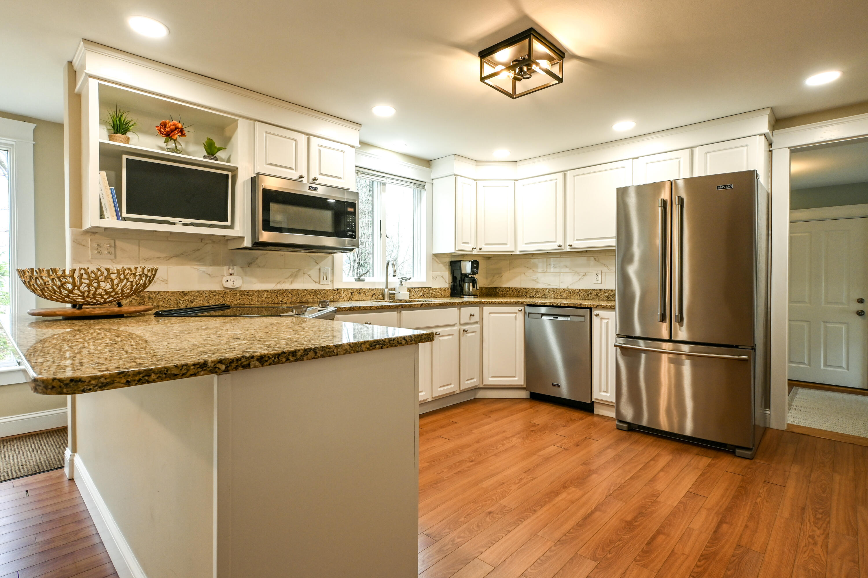 5 Oakwood Road Cape Elizabeth ME 04107