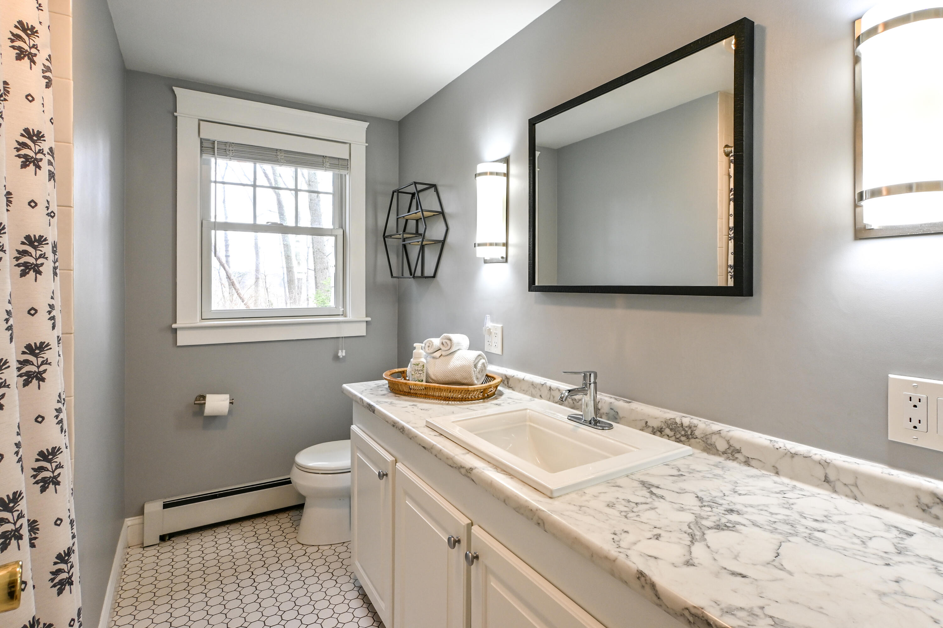 5 Oakwood Road Cape Elizabeth ME 04107