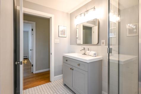 5 Oakwood Road Cape Elizabeth ME 04107