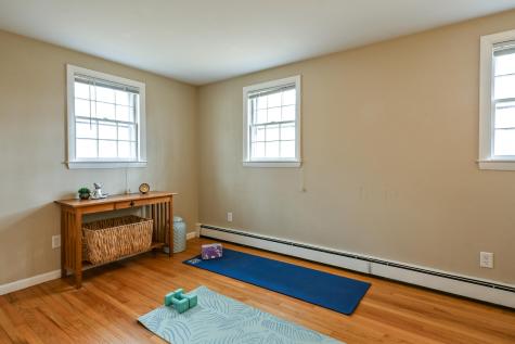 5 Oakwood Road Cape Elizabeth ME 04107