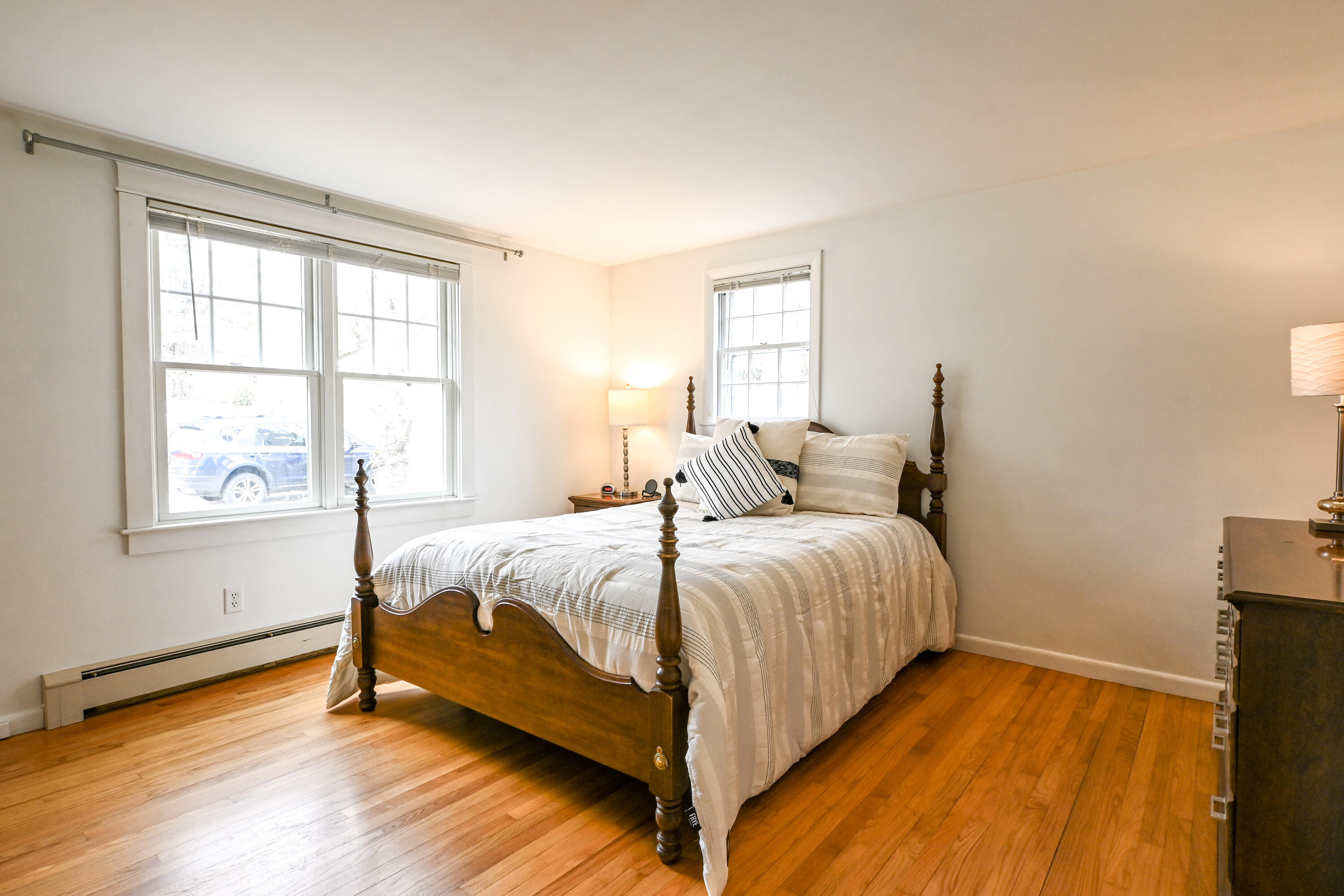 5 Oakwood Road Cape Elizabeth ME 04107