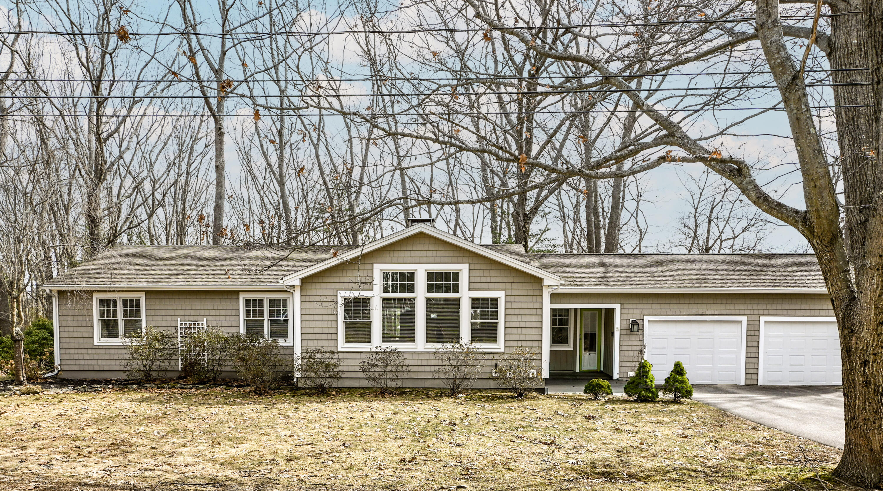 5 Oakwood Road Cape Elizabeth ME 04107