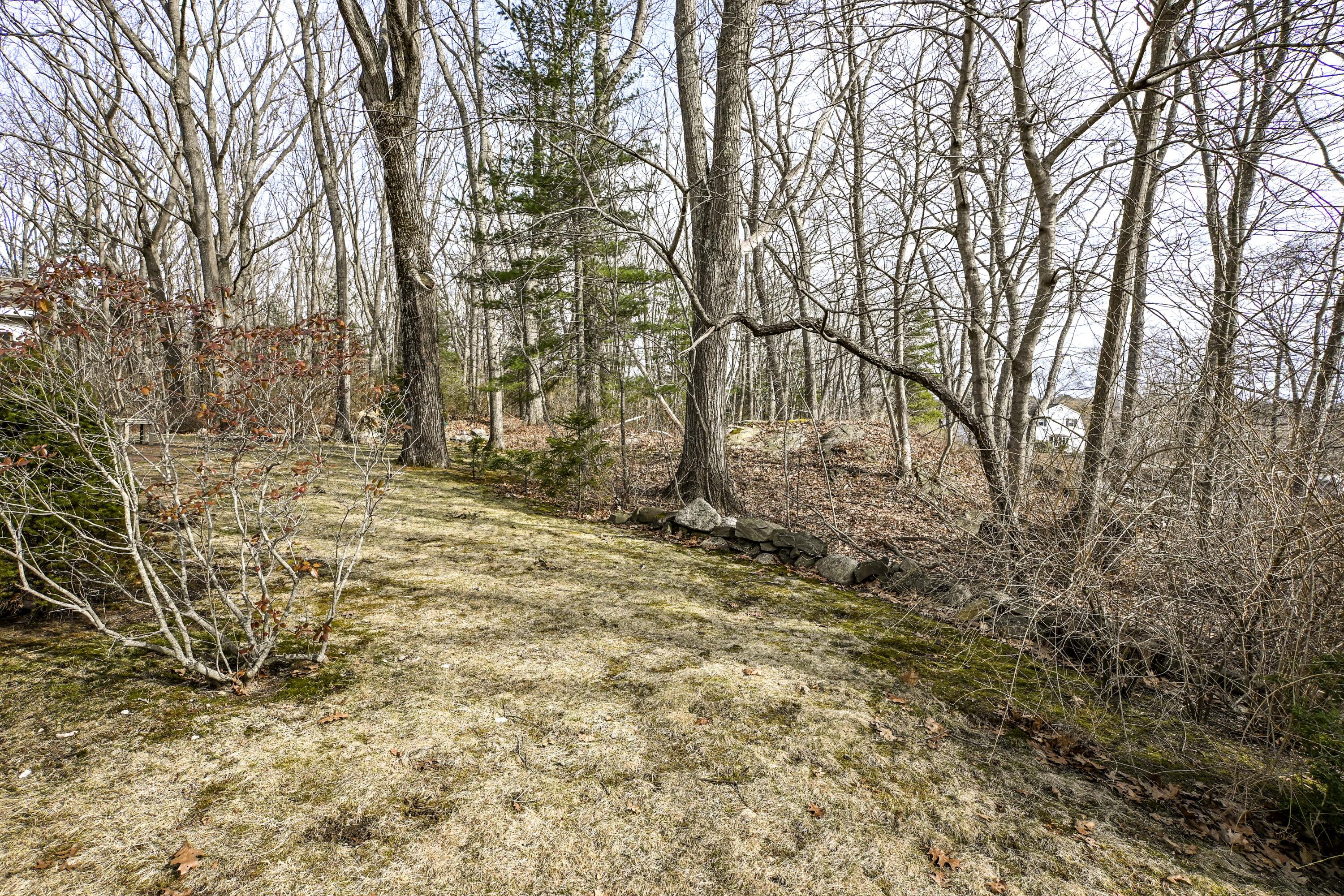 5 Oakwood Road Cape Elizabeth ME 04107