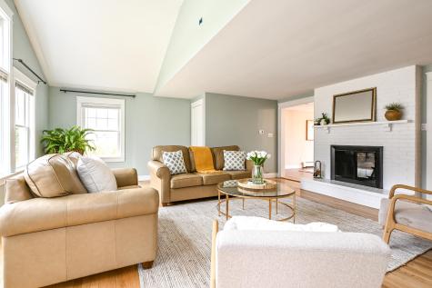 5 Oakwood Road Cape Elizabeth ME 04107