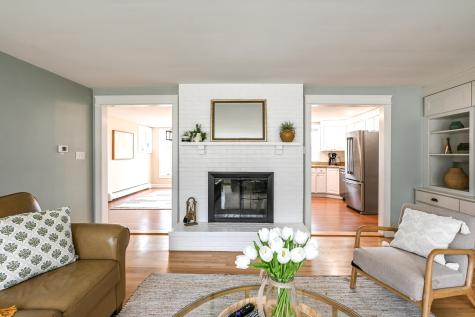 5 Oakwood Road Cape Elizabeth ME 04107