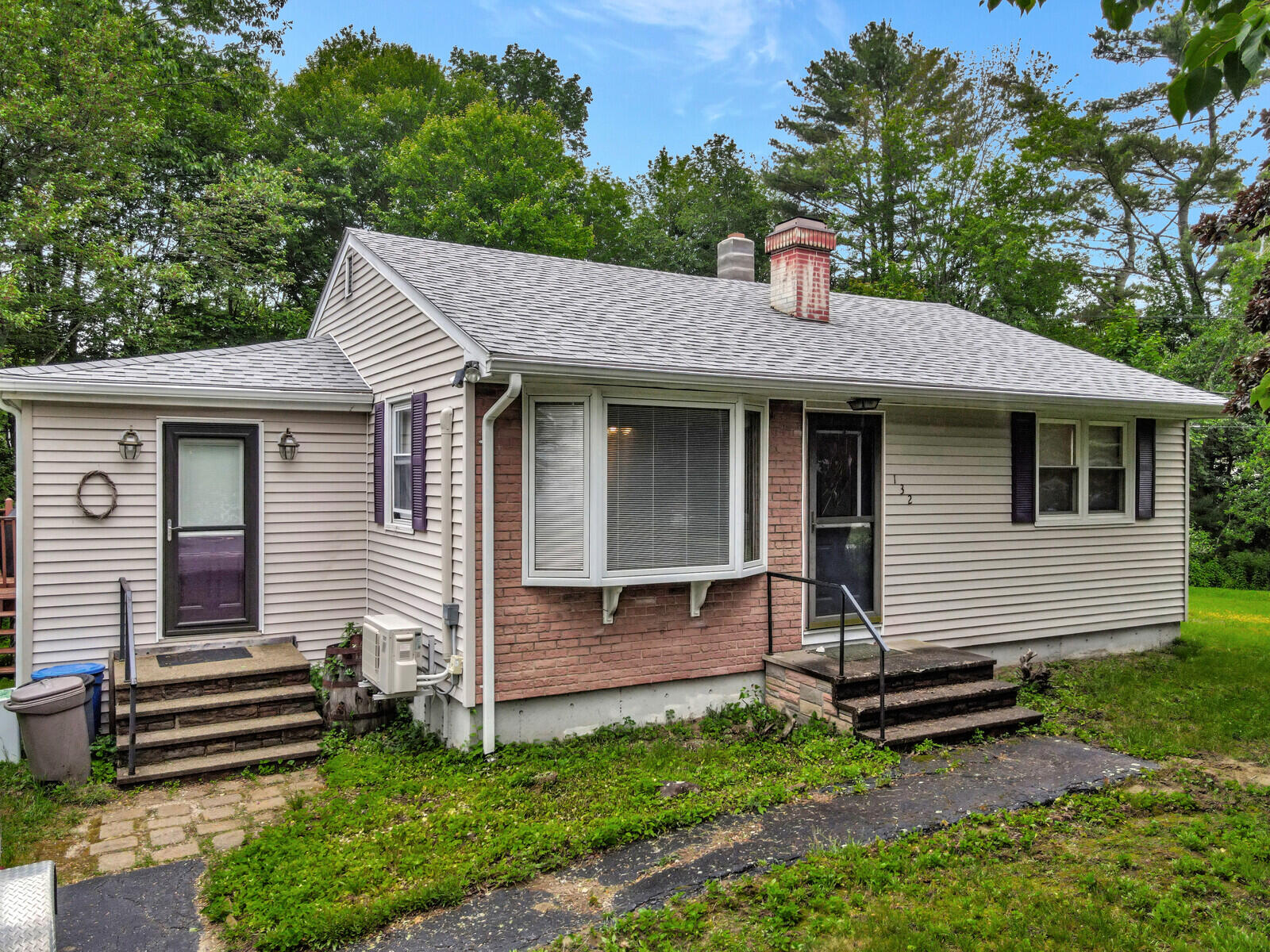 132 Howe Street Auburn ME 04210