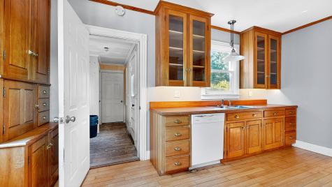 852 Gray Road Gorham ME 04038