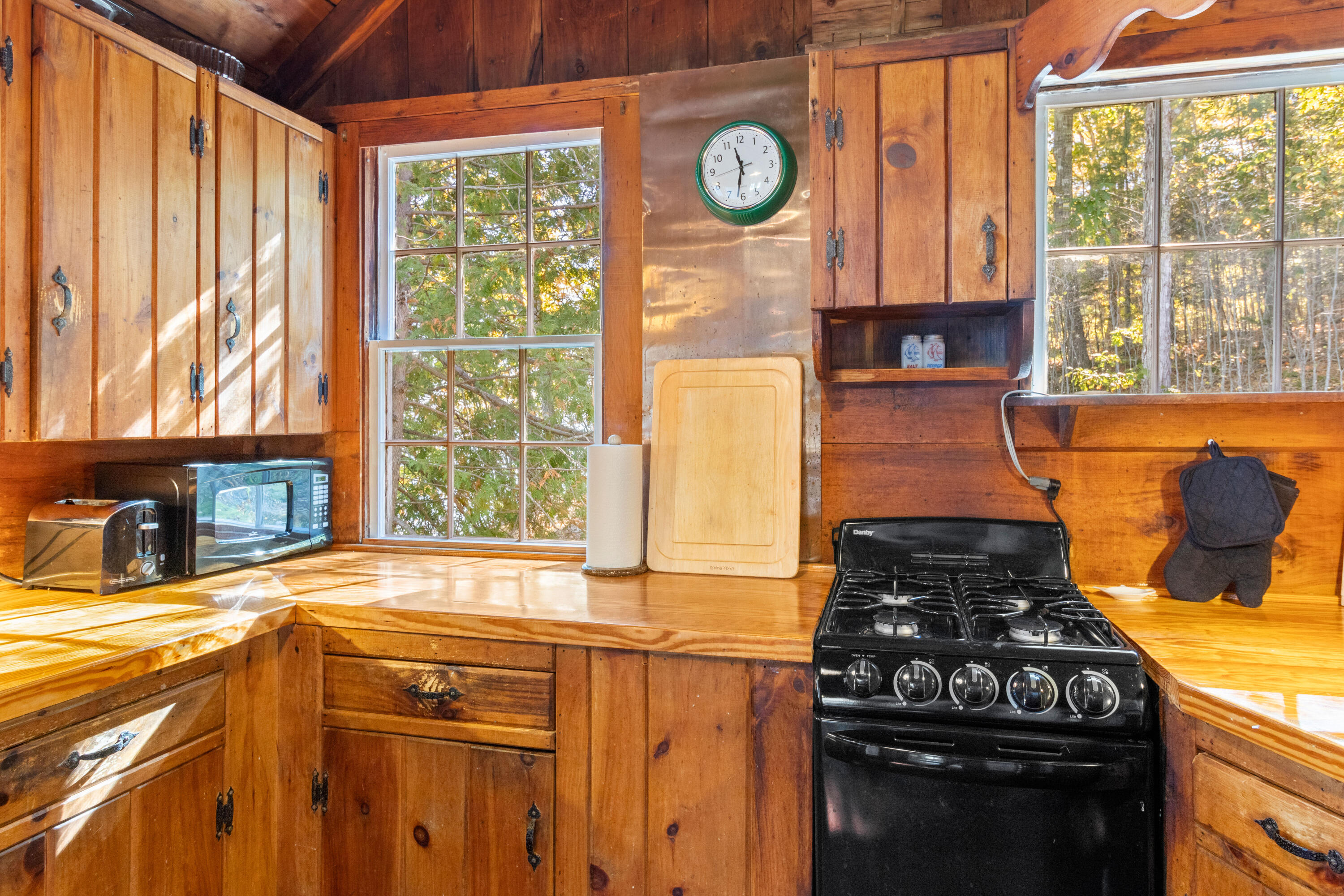 2 Bayview Park Northport ME 04849