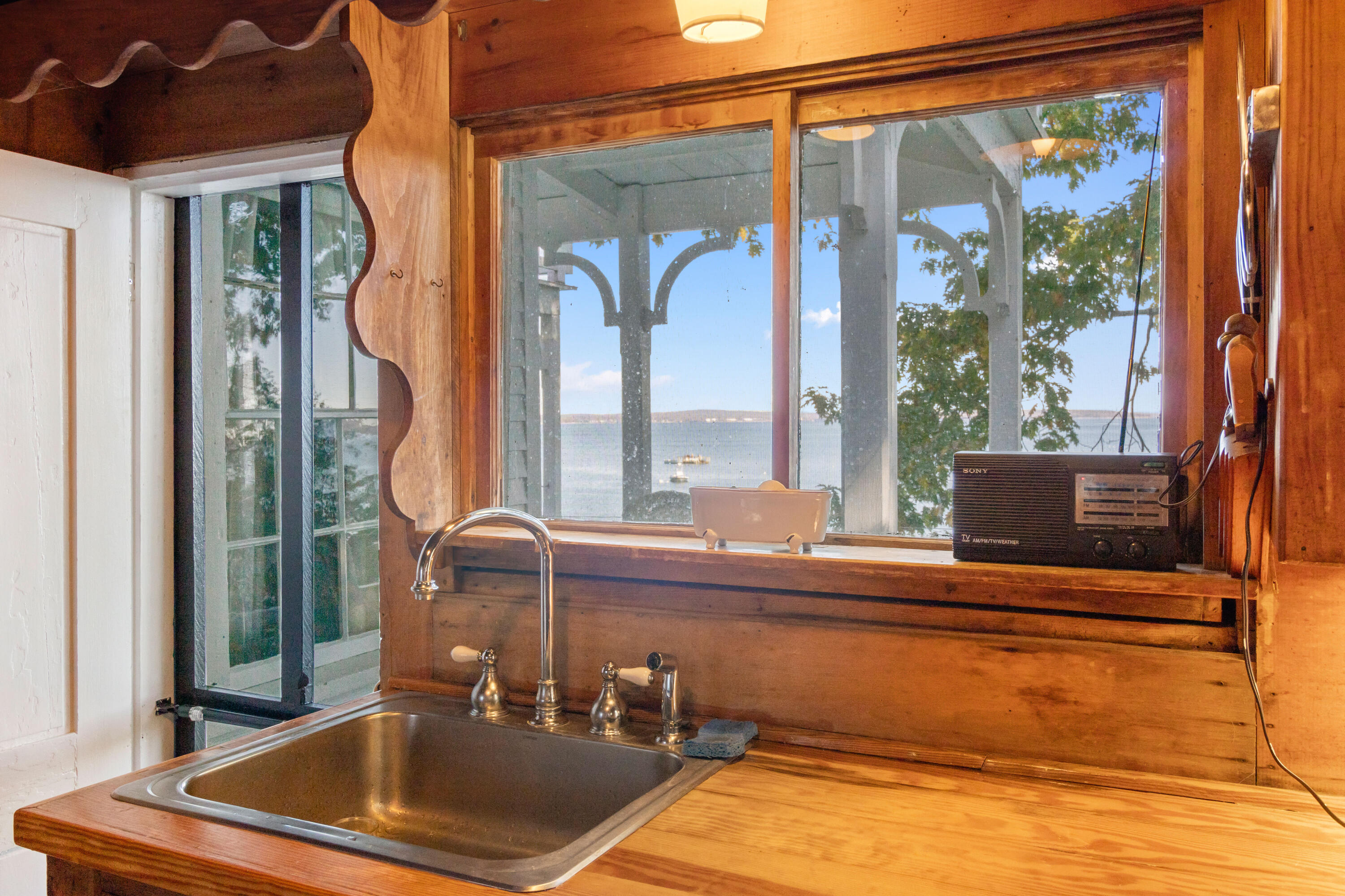 2 Bayview Park Northport ME 04849