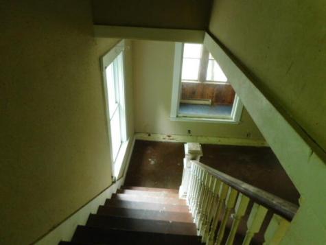 16 Dexter Street Dexter ME 04930