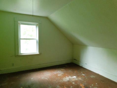 16 Dexter Street Dexter ME 04930