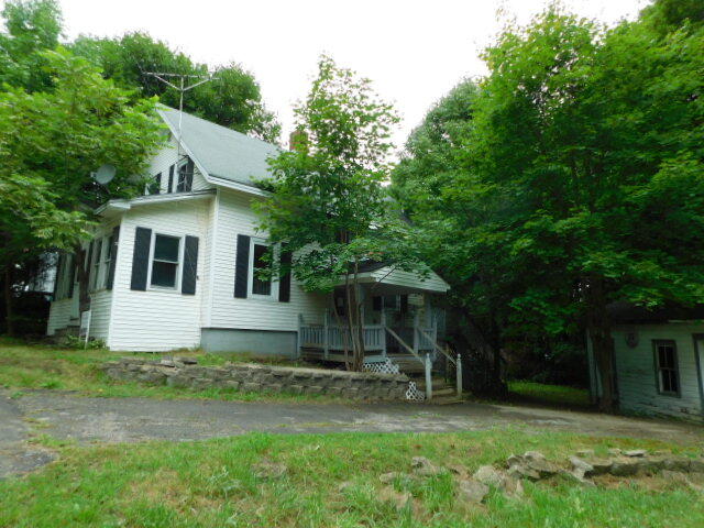 16 Dexter Street Dexter ME 04930