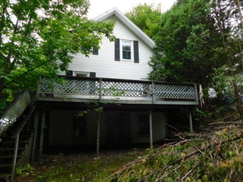 16 Dexter Street Dexter ME 04930