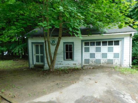 16 Dexter Street Dexter ME 04930