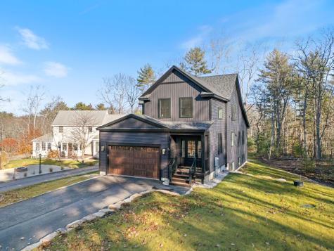 37 Pine Mountain Road York ME 03902