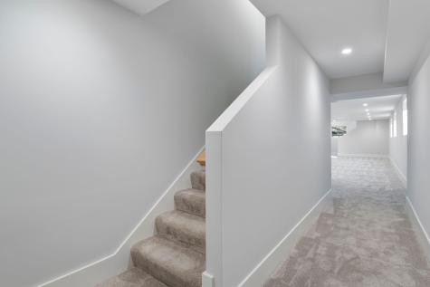 37 Pine Mountain Road York ME 03902