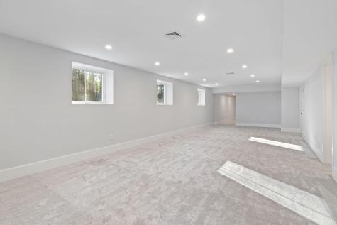 37 Pine Mountain Road York ME 03902