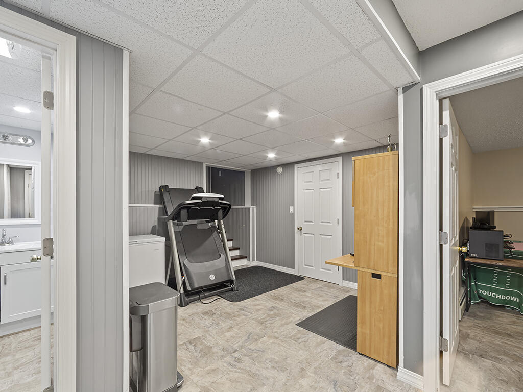 18 Andrea Avenue Benton ME 04901