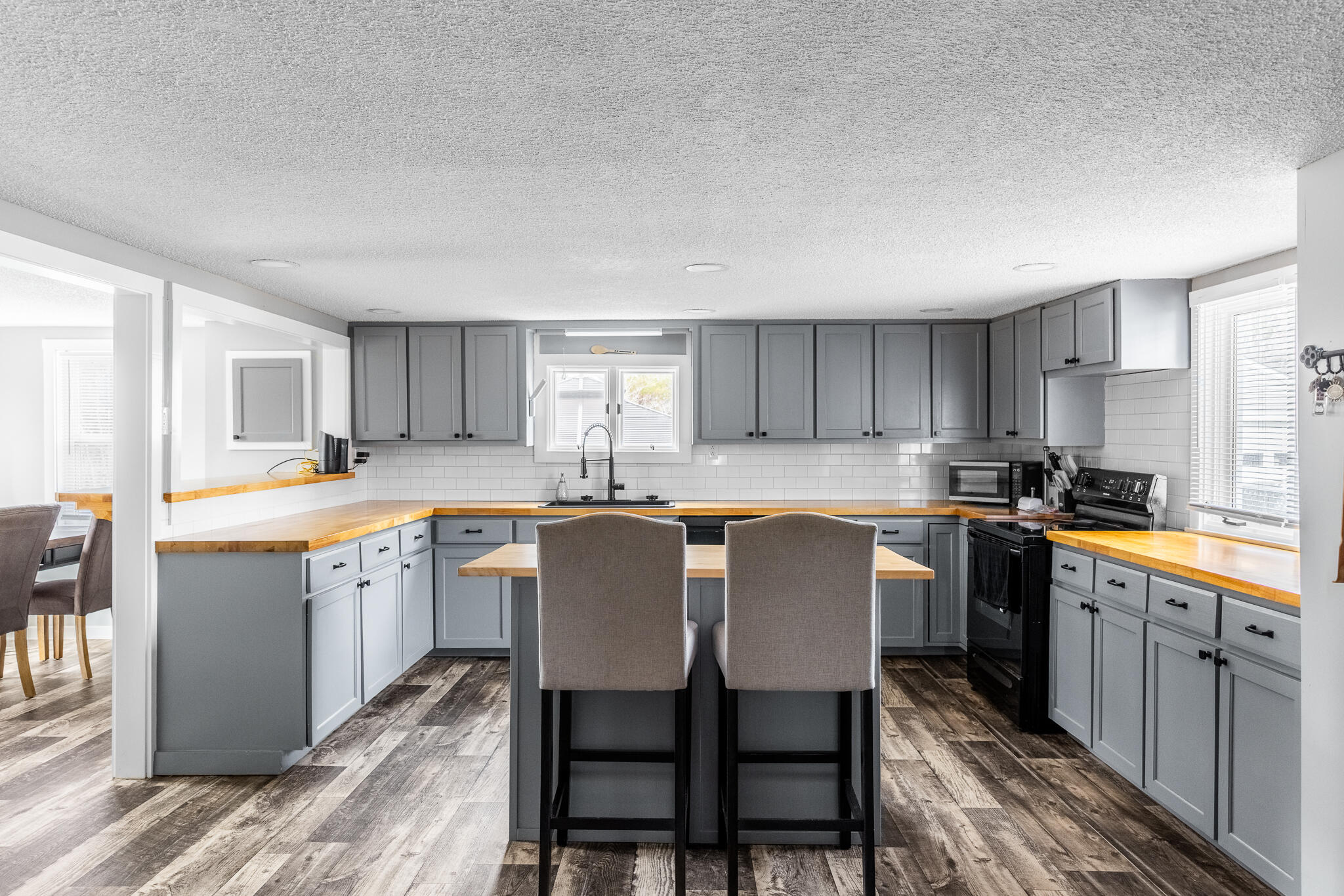 497 Troy Road Detroit ME 04929