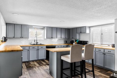 497 Troy Road Detroit ME 04929