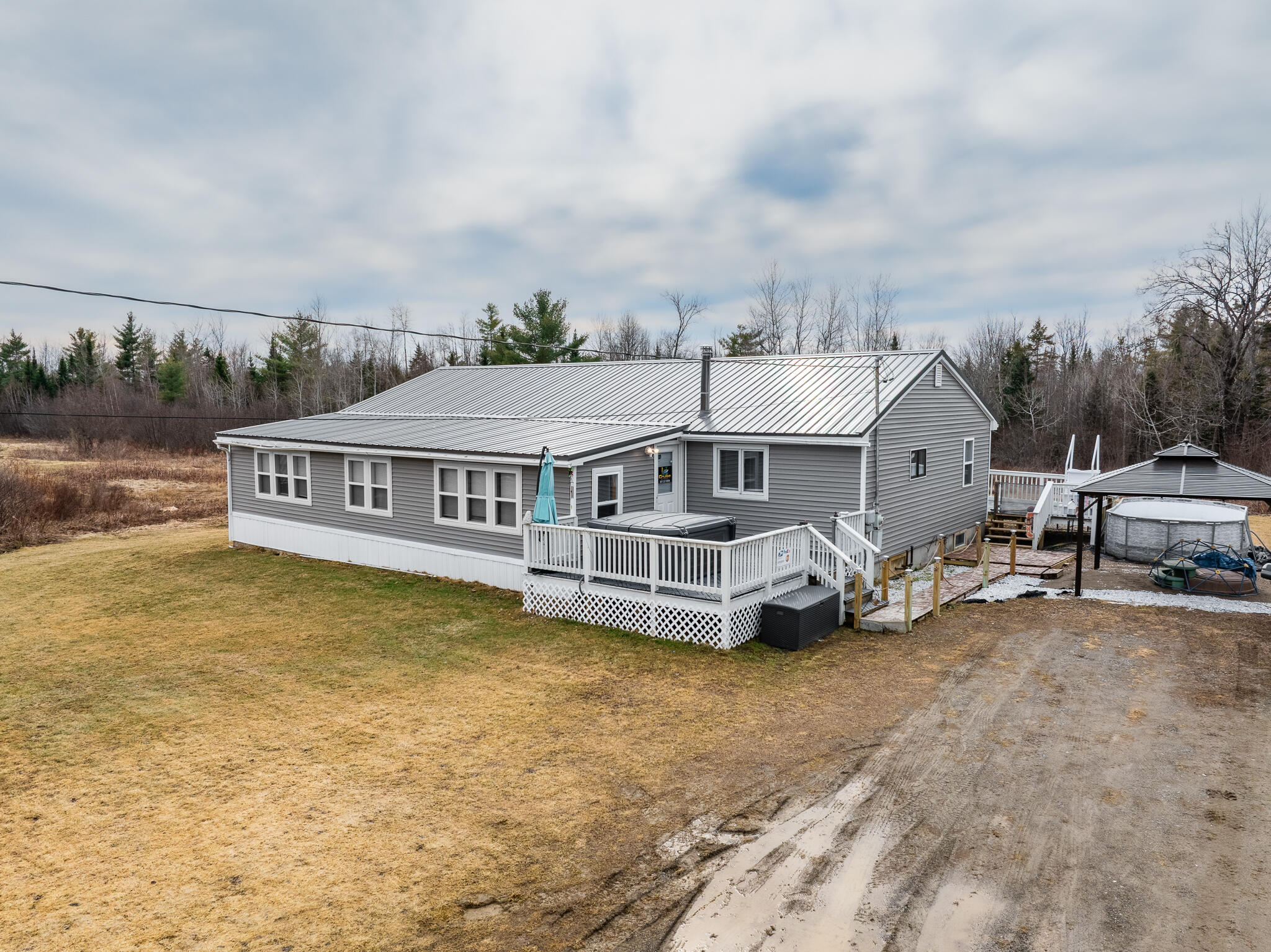 497 Troy Road Detroit ME 04929