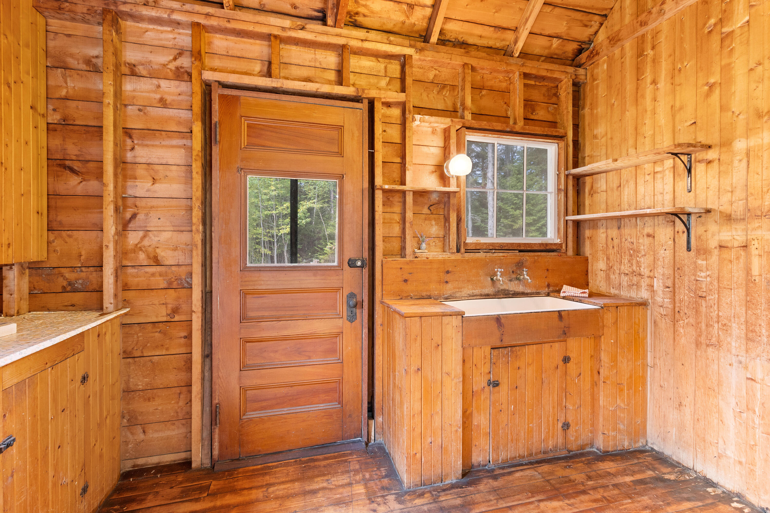 207 Pleasant Point Road Cushing ME 04563