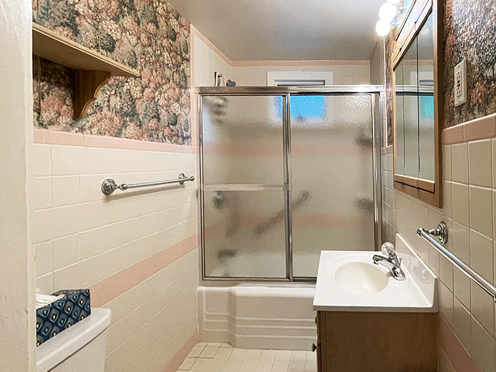 80 Academy Hill Road Newcastle ME 04553