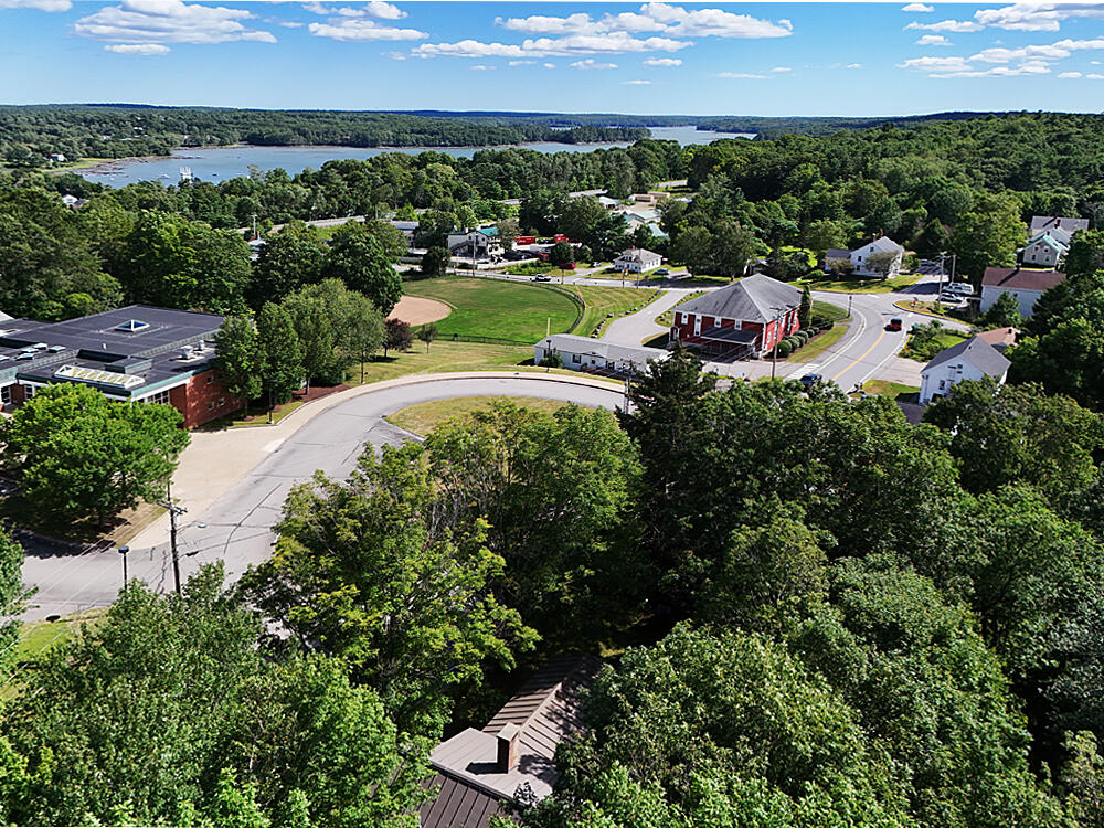 80 Academy Hill Road Newcastle ME 04553