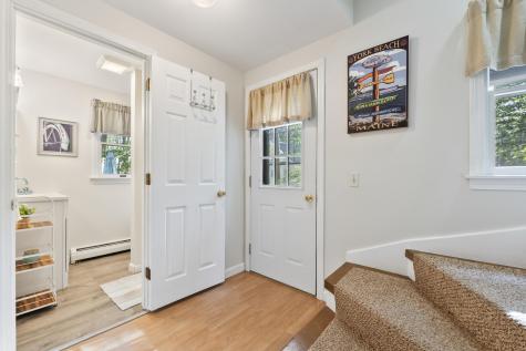 12 Cardinal Lane York ME 03909