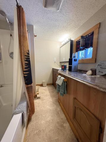 10 Castle Road Harmony ME 04942