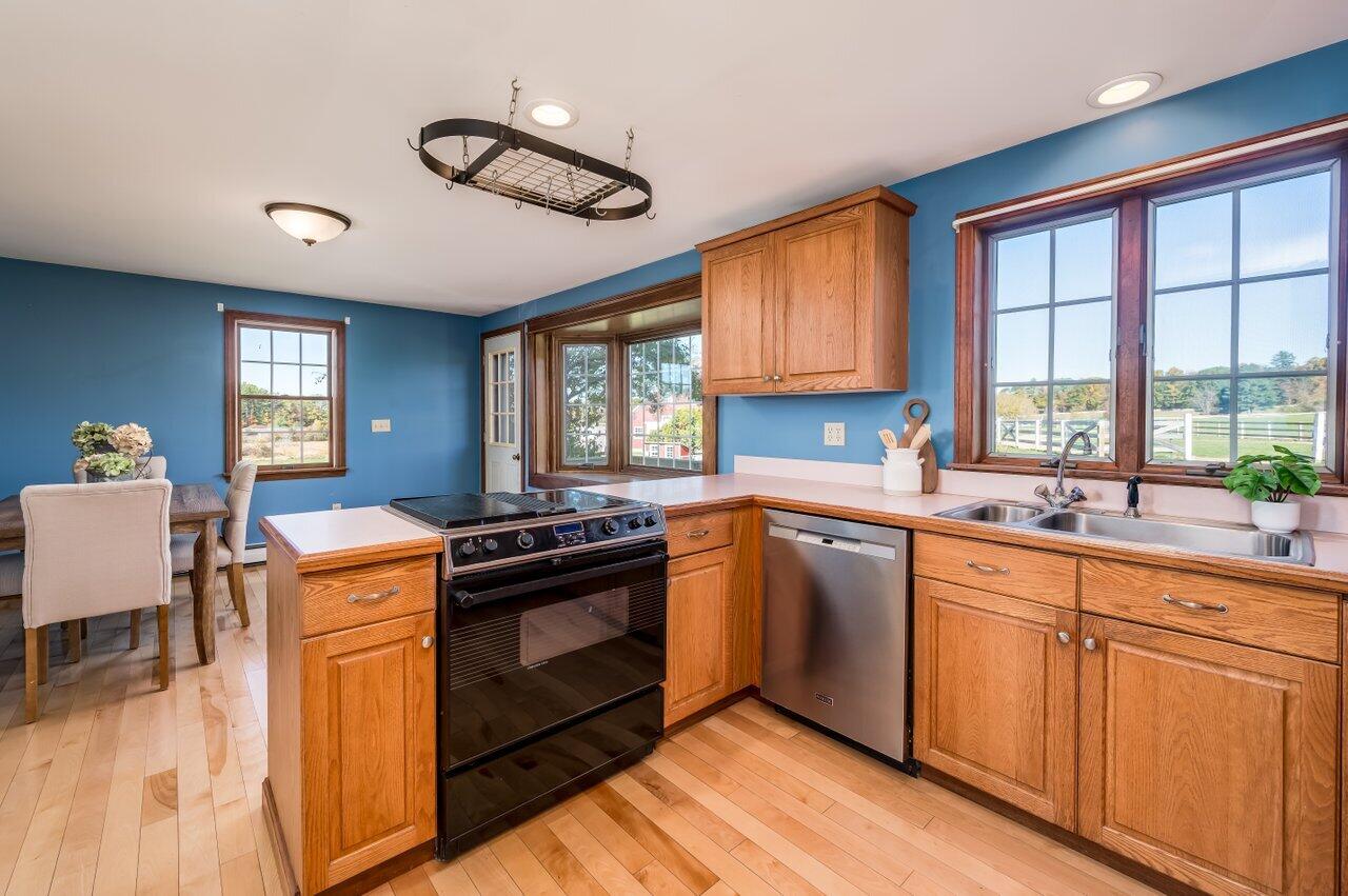 10 Broadfields Road Eliot ME 03903