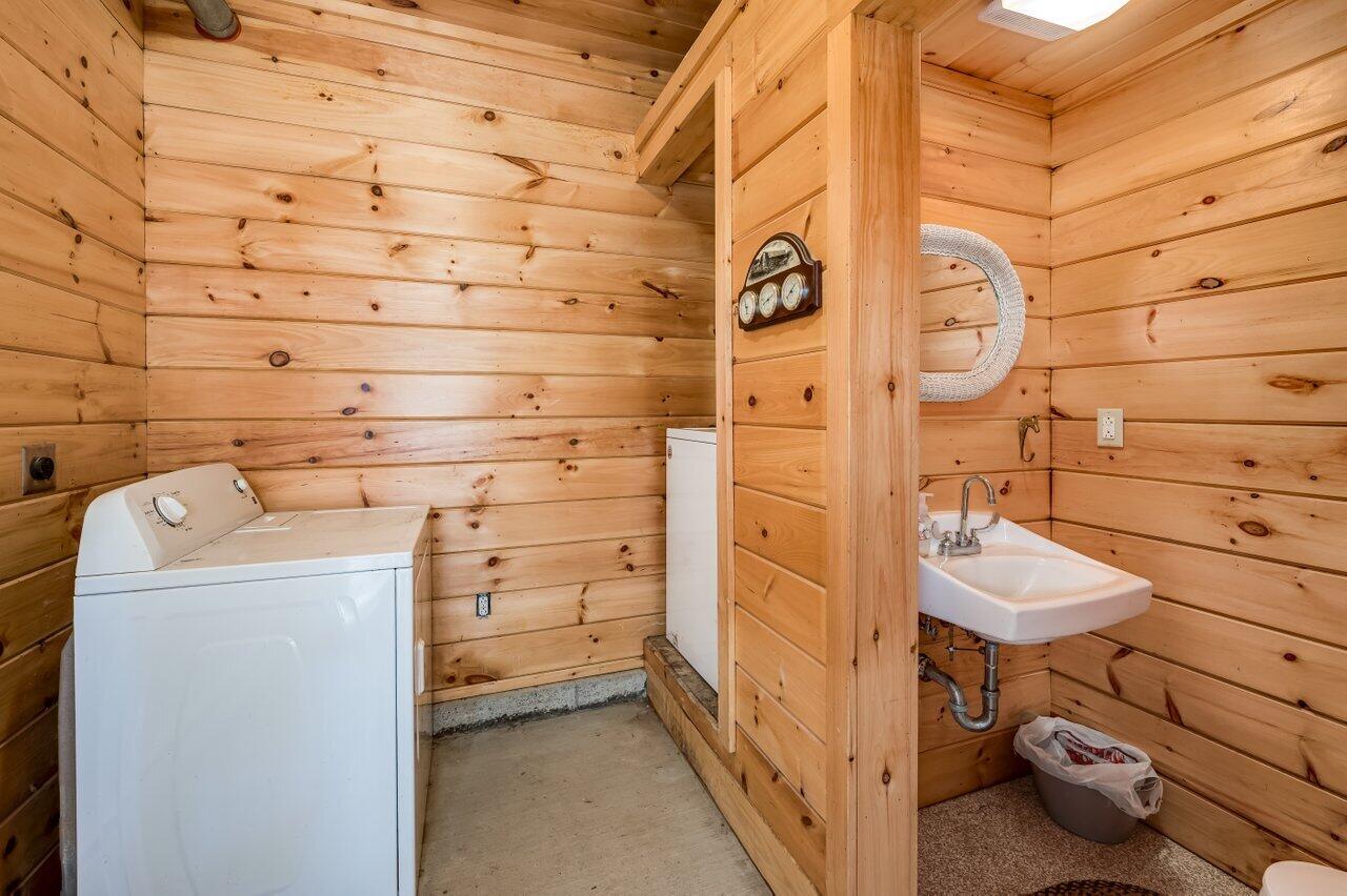 10 Broadfields Road Eliot ME 03903