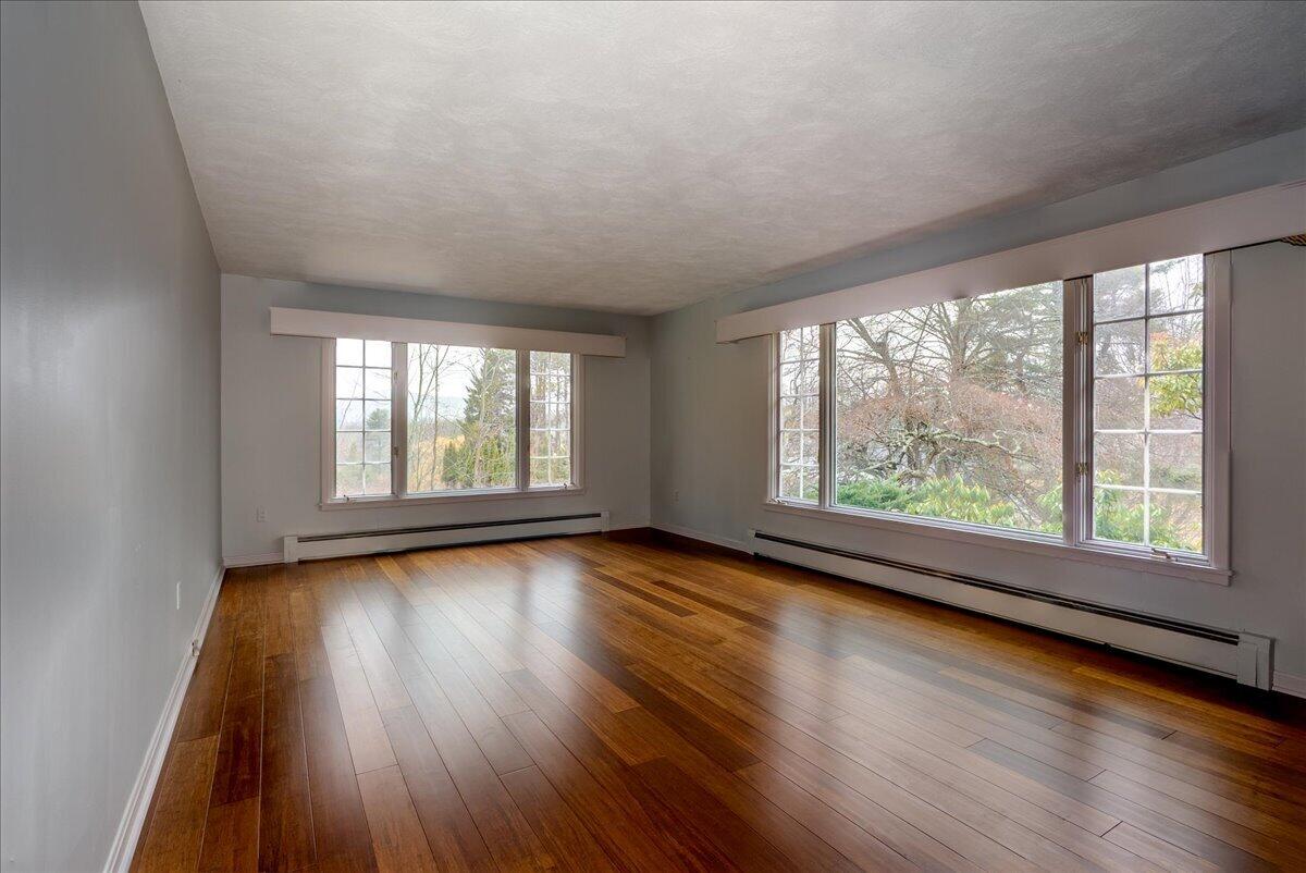 200 Mistic Avenue Rockport ME 04856