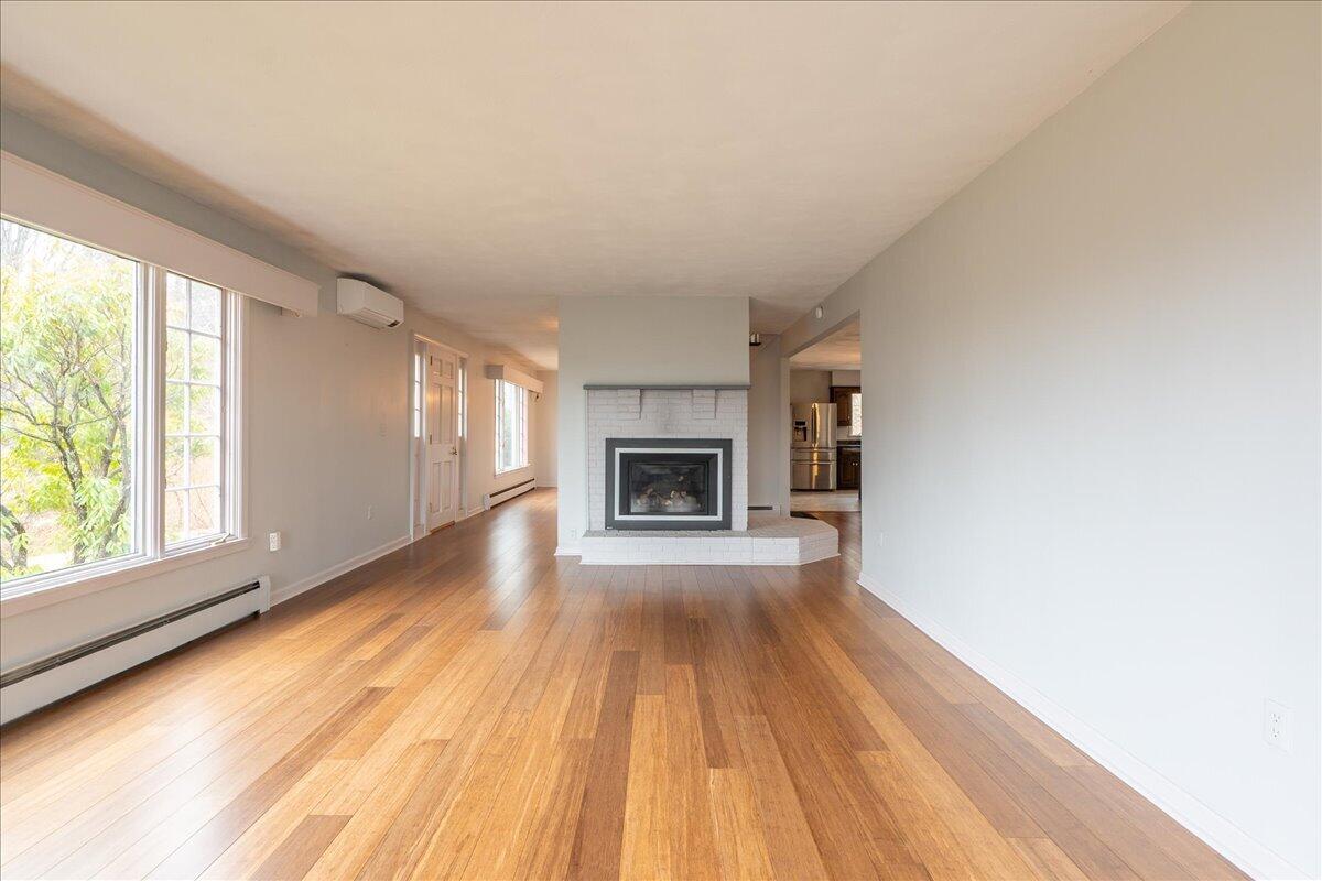 200 Mistic Avenue Rockport ME 04856
