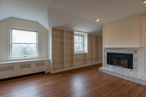 200 Mistic Avenue Rockport ME 04856