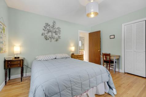 52 Birch Point Road Freeport ME 04032