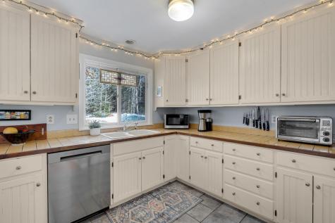 52 Birch Point Road Freeport ME 04032