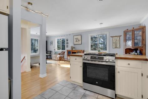 52 Birch Point Road Freeport ME 04032