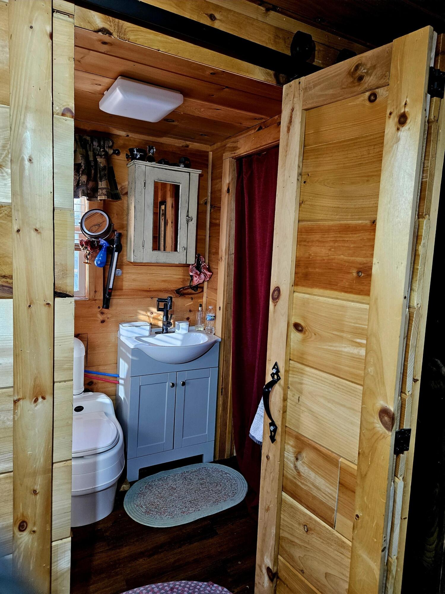 170 Grampys Way Monticello ME 04760