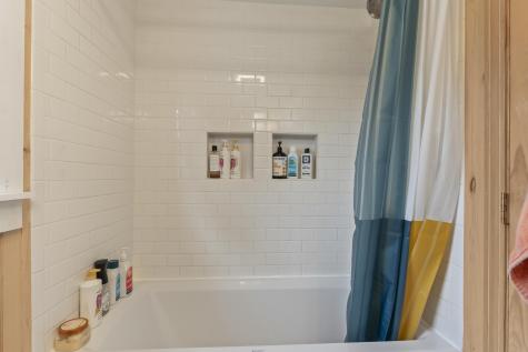 124 Columbia Avenue Brunswick ME 04011