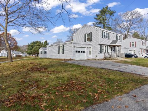 124 Columbia Avenue Brunswick ME 04011